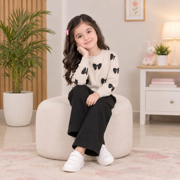 Girls Winter Cream Bow Print Sweatshirt & Black Pants Set
