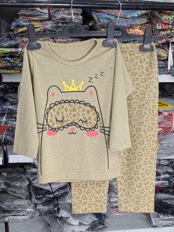 Cozy Kitty Girls 2-Piece Lounge Set – Beige & Leopard