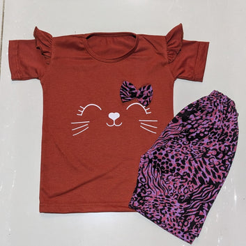 Girls Cute Cat Print Summer Outfit – Rust Top & Printed Shorts Set